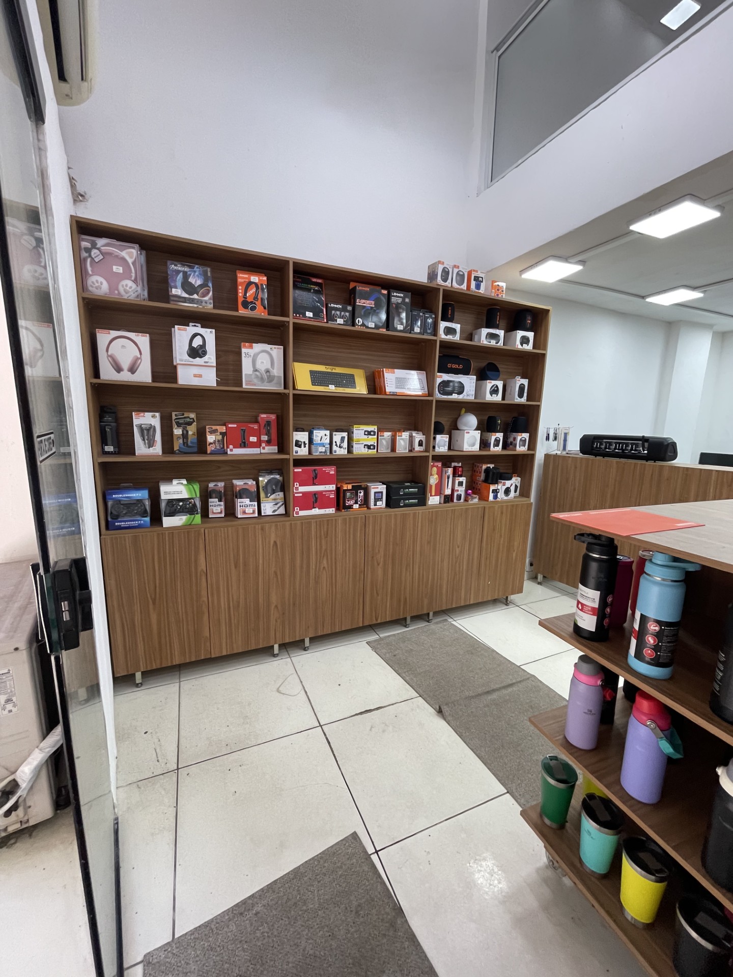 Vitrine da loja BR Cell